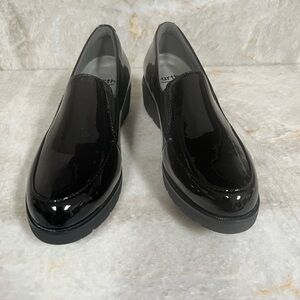 Earth Zurich Black Patent Wedge Loafers Women's  7 Wide